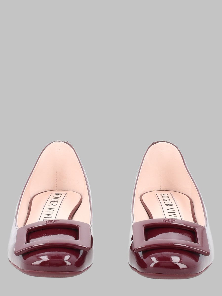 Roger Vivier Women Ballerina "U Look" In Vernice