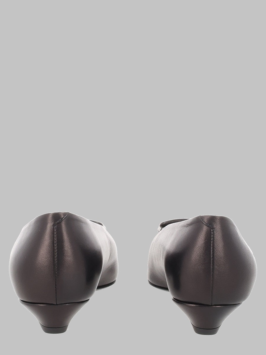 Roger Vivier Women Ballerina A Punta