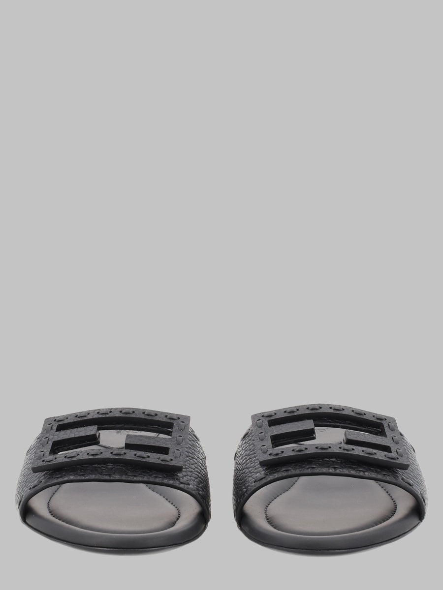 Fendi Women Slide "Baguette" In Pelle Nera
