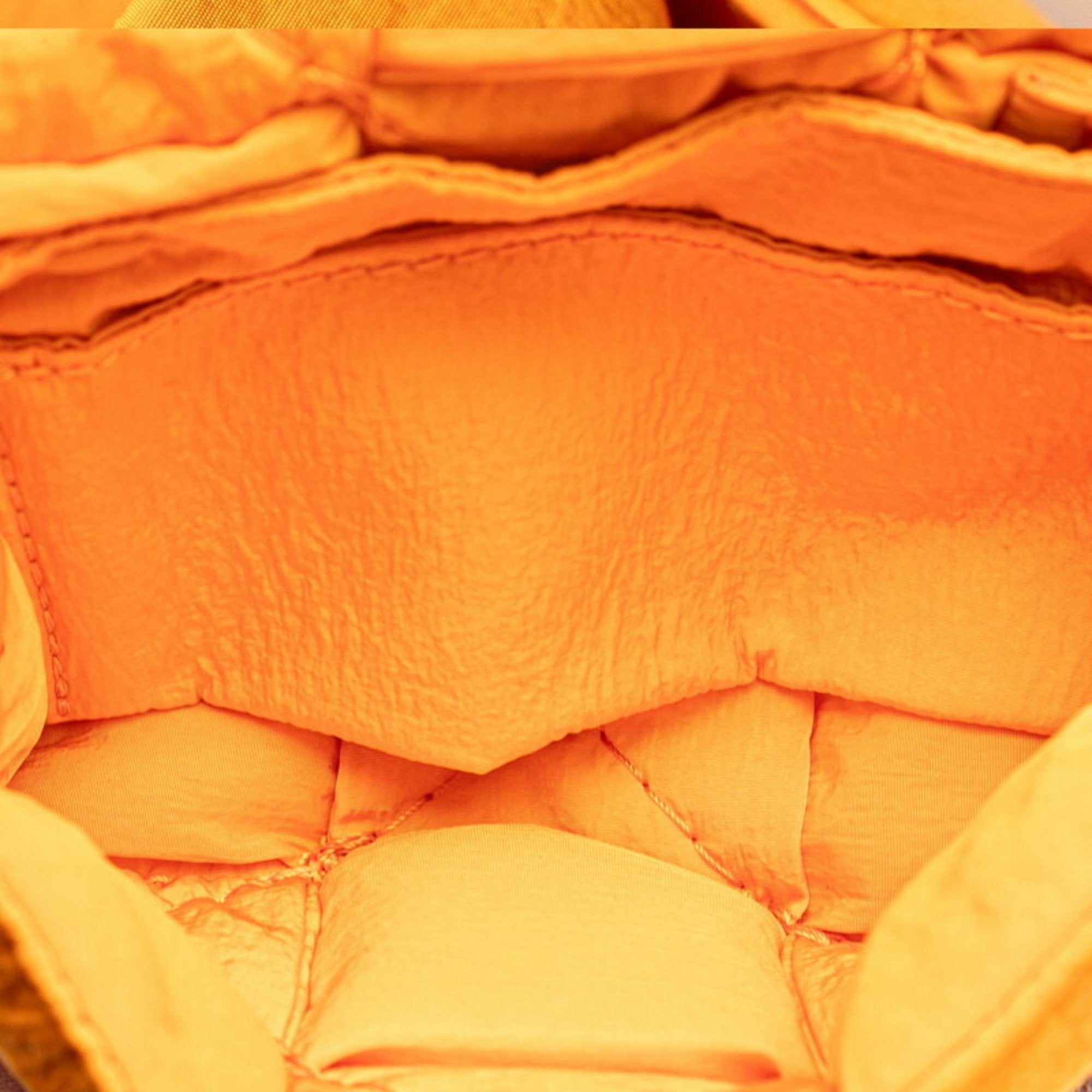Bottega Veneta Cassette Orange Synthetic Clutch Bag (Pre-Owned)
