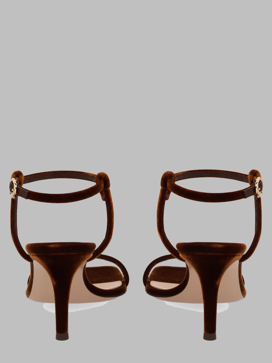 Gianvito Rossi Women Sandalo "Mayfair" In Velluto