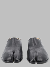 Maison Margiela Men Mocassino Tabi In Suede