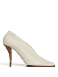 ALAÏA Soft Square Pumps In Leather Women