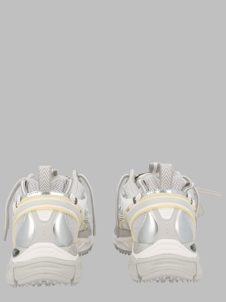 Off-White Men Sneaker "Be Right Back"