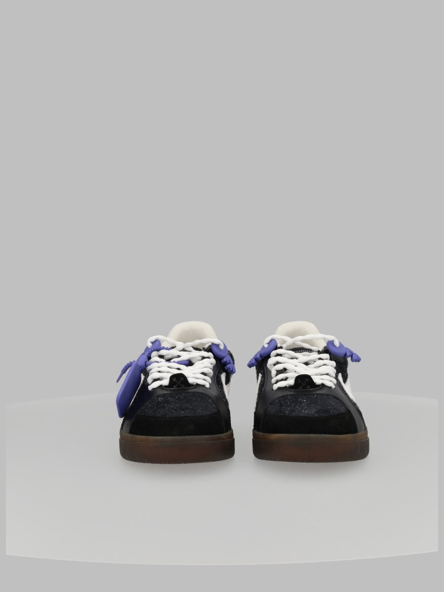 Off-White Men Sneaker "End Of Play"