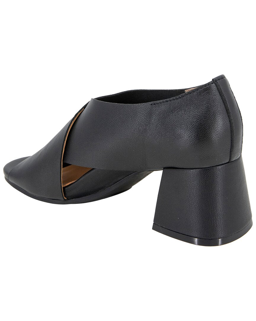 Gentle Souls By Kenneth Cole Yvette Leather Sandal