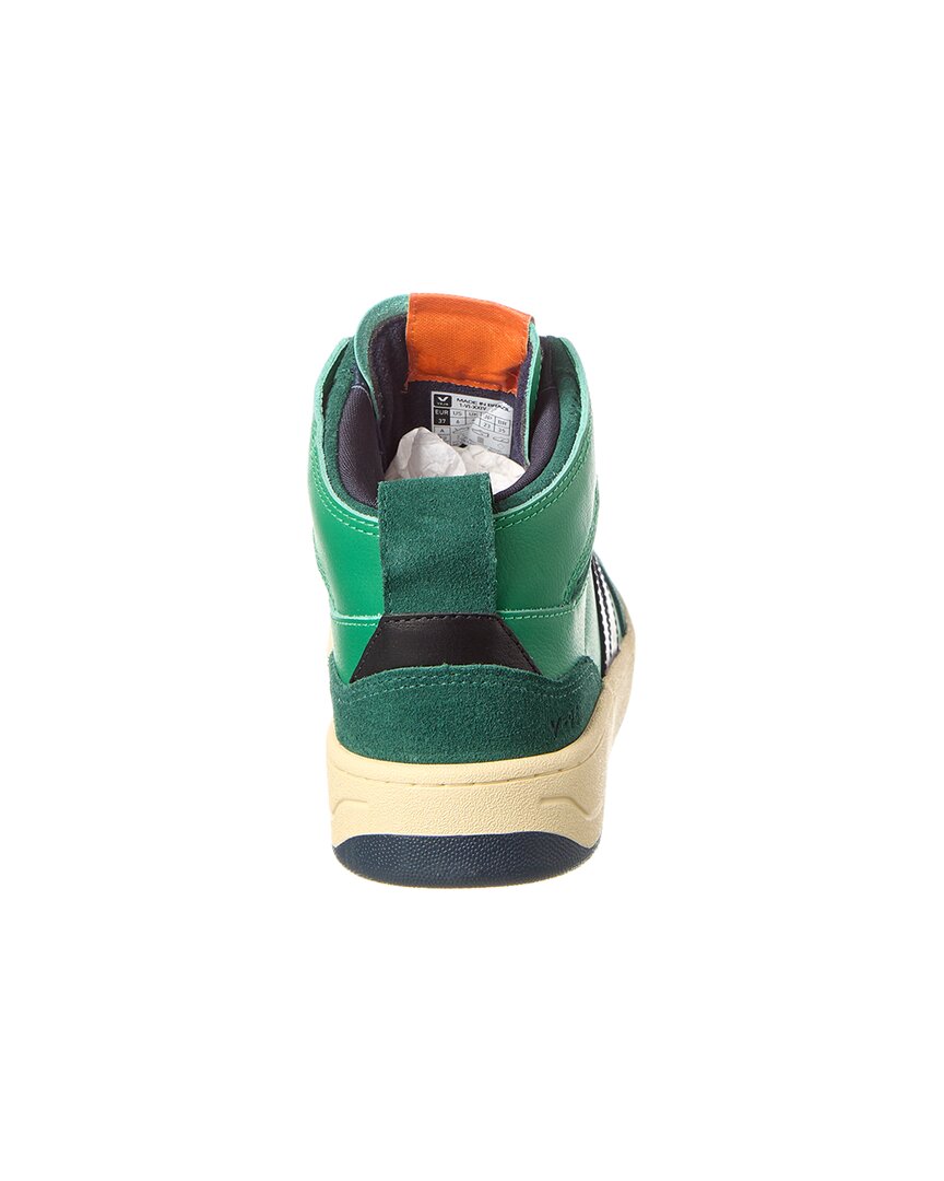 Veja V-95 Leather Sneaker