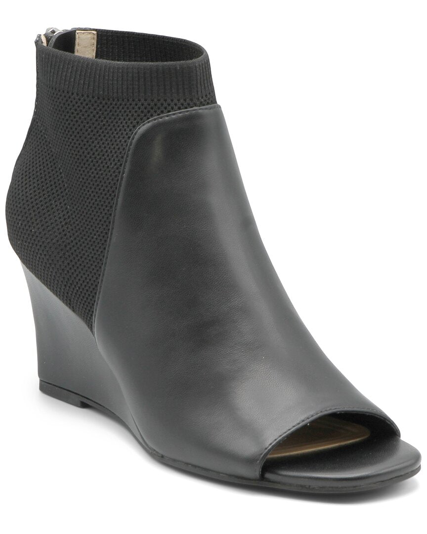Adrienne Vittadini Adrienne Vittadini Aria Shootie