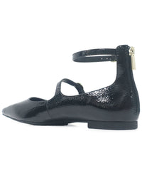 Kenneth Cole New York Nolita Flat