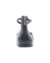 Kenneth Cole New York Nolita Flat