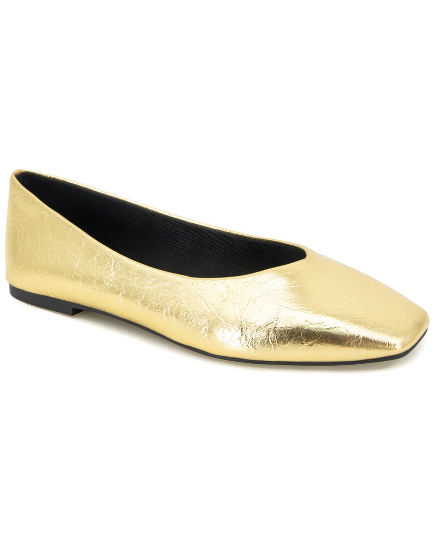 Kenneth Cole New York Johanna Flat