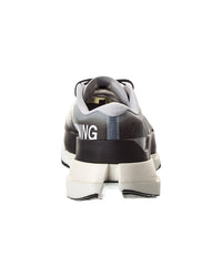 On Running Cloudboom Max Sneaker