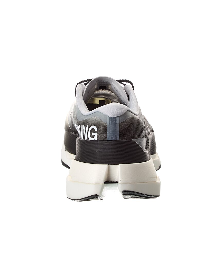 On Running Cloudboom Max Sneaker