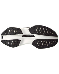 On Running Cloudboom Max Sneaker