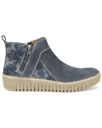 Comfortiva Hartwick Suede Boot