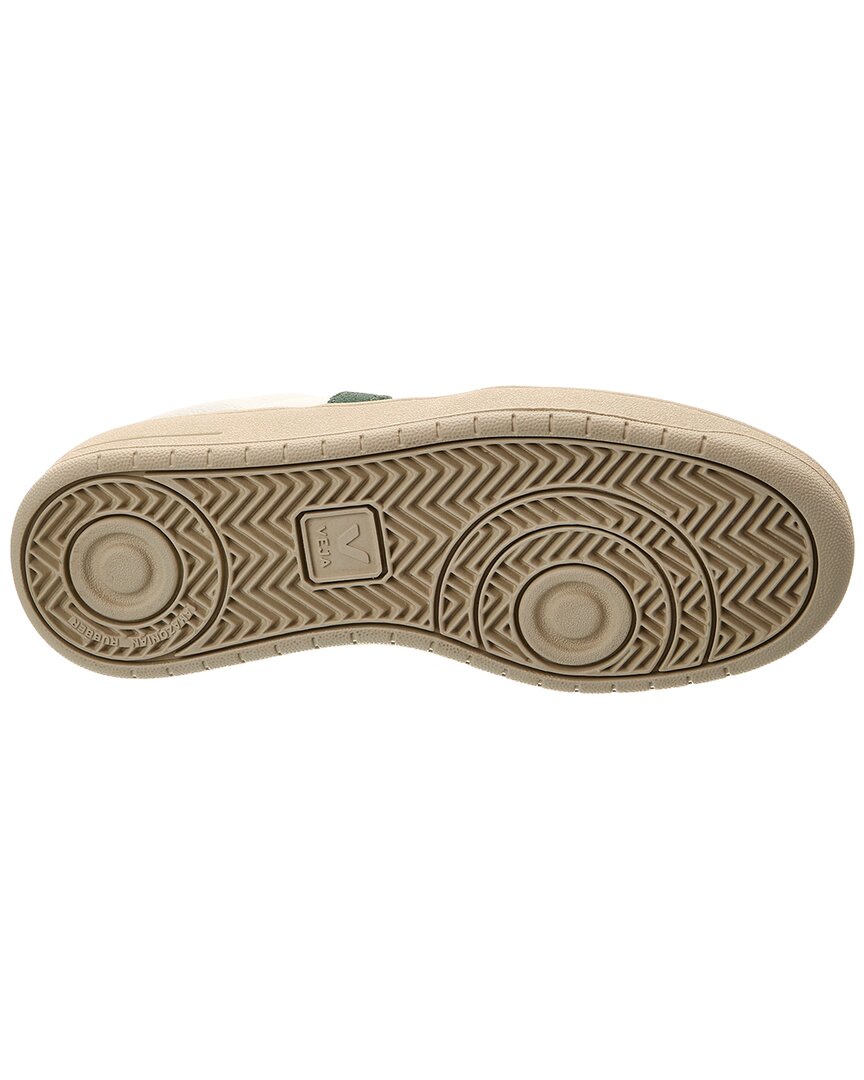 Veja V-90 Leather Sneaker