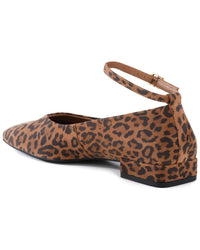 Seychelles Pumpkin Leather Flat