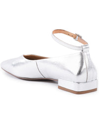 Seychelles Pumpkin Leather Flat