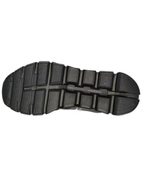 On Running Cloud 6 Versa Sneaker