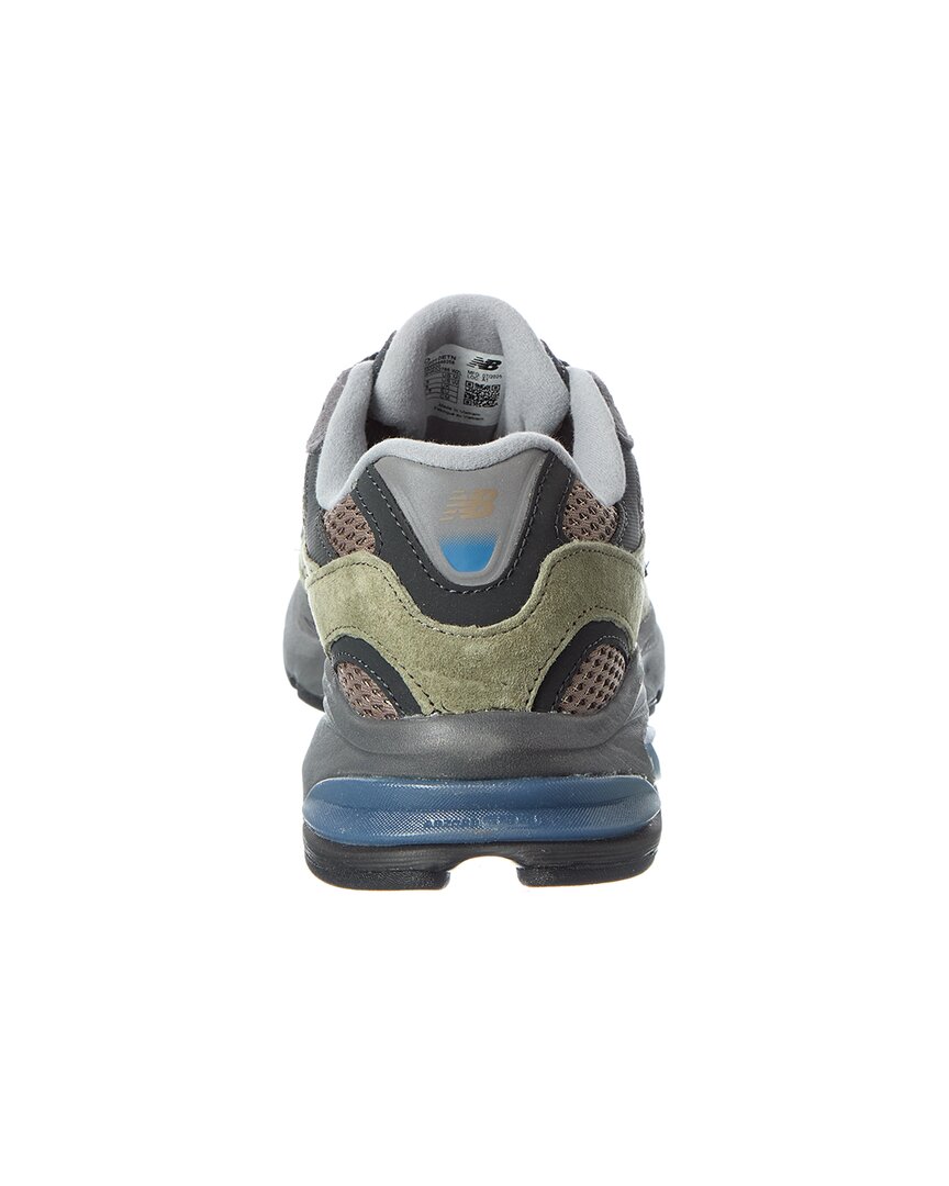 New Balance Sneaker