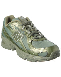 New Balance Sneaker
