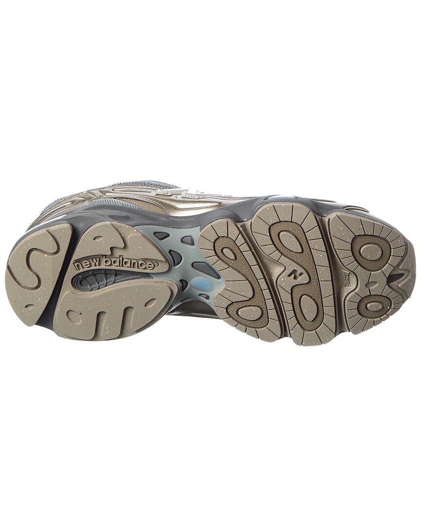 New Balance Sneaker