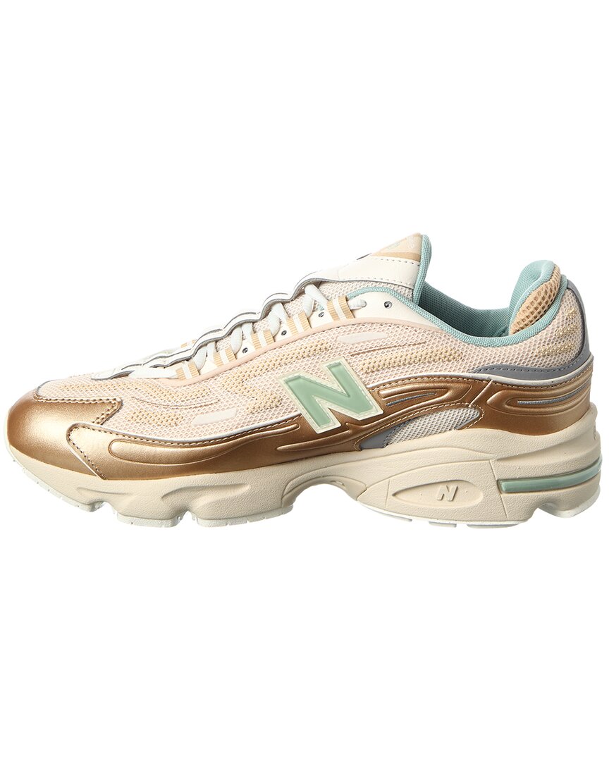 New Balance Sneaker
