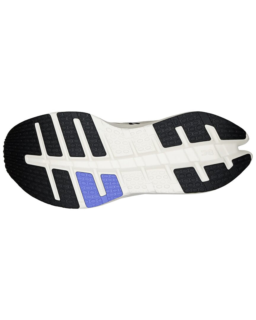 On Running On Running Cloudrunner 3 Sports Shoe