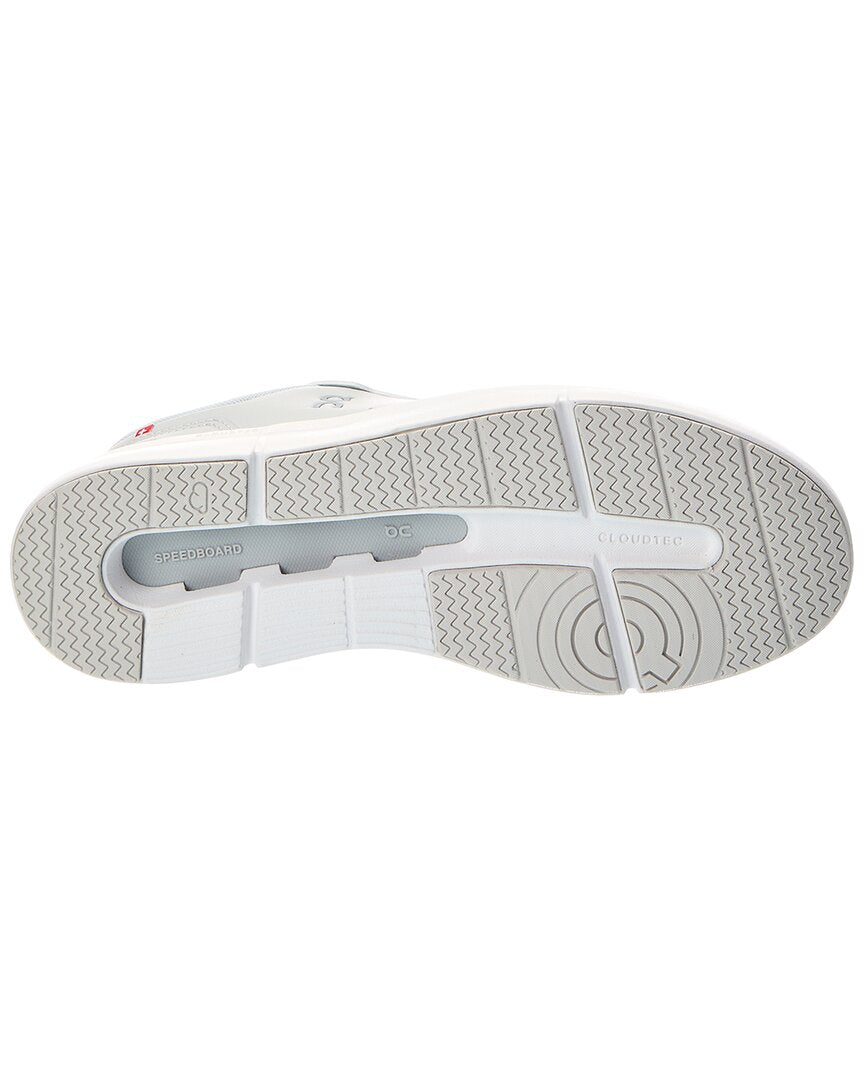 On Running On Running The Roger Advantage Canvas Sneaker