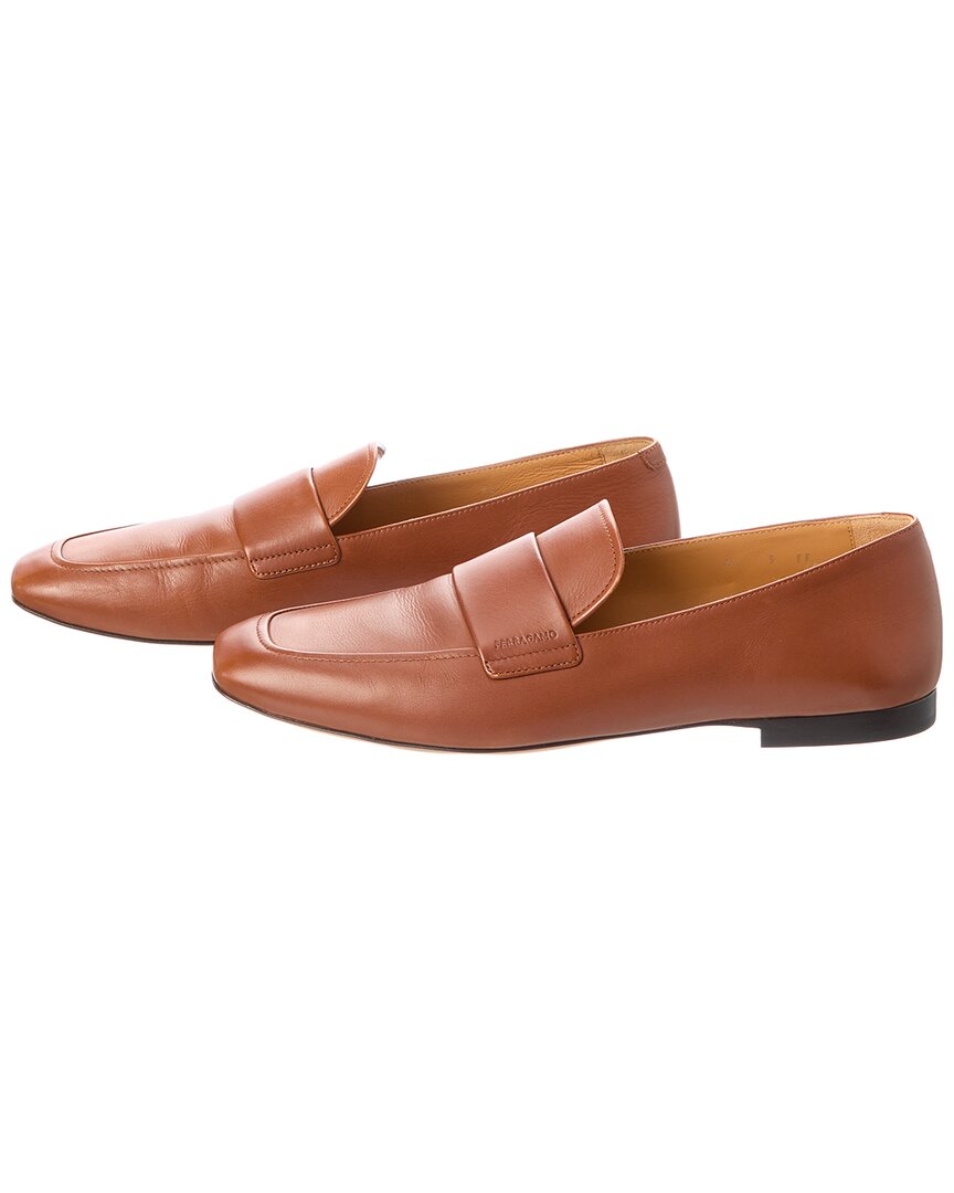 Ferragamo Ferragamo Gedeone Leather Loafer