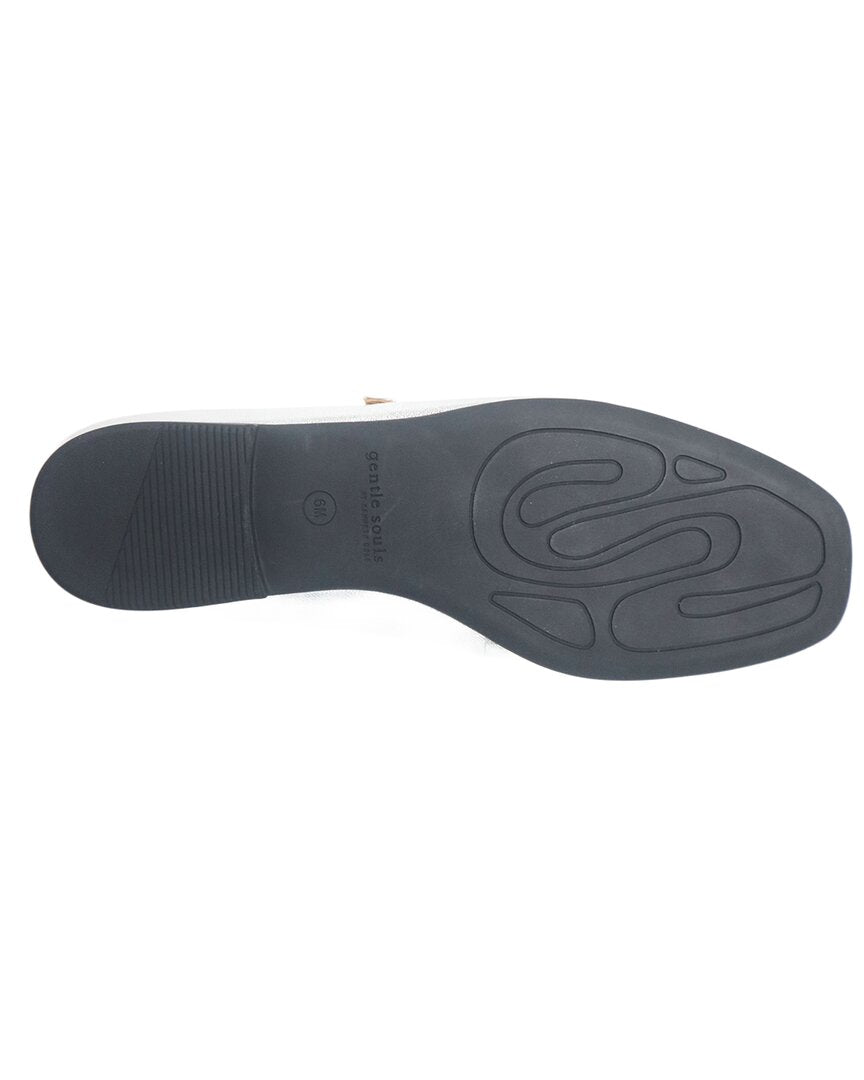 Gentle Souls By Kenneth Cole Wynona Leather Flat