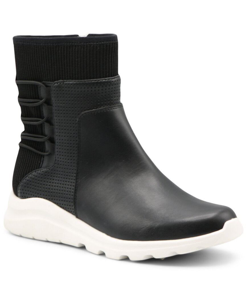 Adrienne Vittadini Tabby Boot