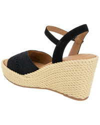 Gentle Souls By Kenneth Cole Nola Sandal