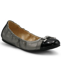 Adrienne Vittadini Adrienne Vittadini Cadeeno Flat