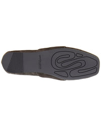 Gentle Souls By Kenneth Cole Sandra Suede Flat
