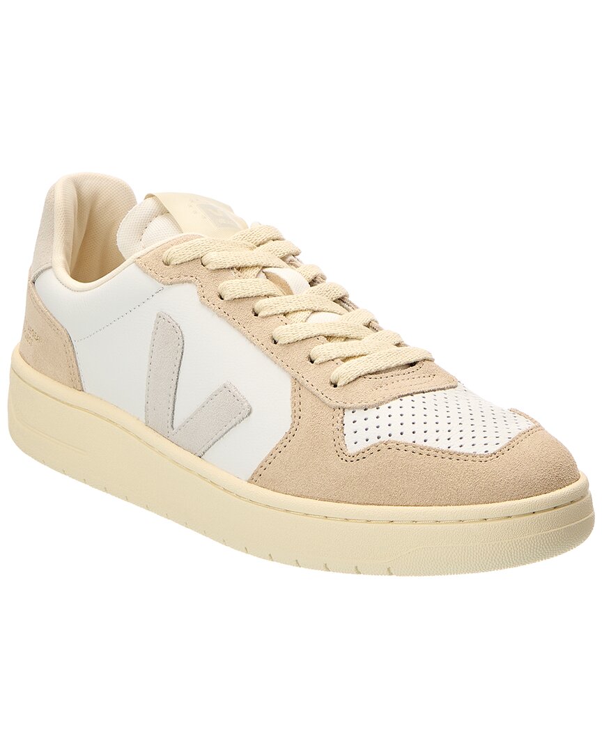 VEJA Veja Suede-Trim Sneaker