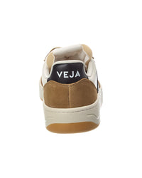 VEJA Veja 10 Leather & Suede Sneaker