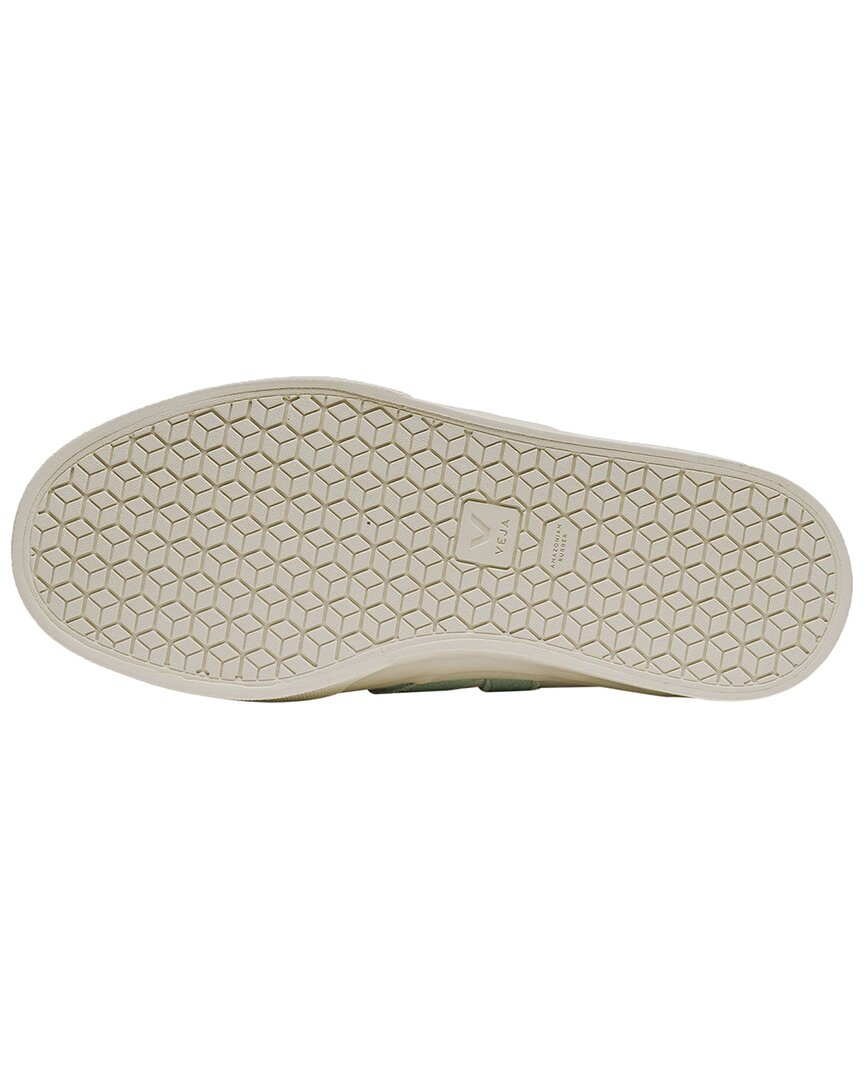 Veja Classics Leather Sneaker