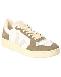 VEJA Veja V-82 Suede Sneaker