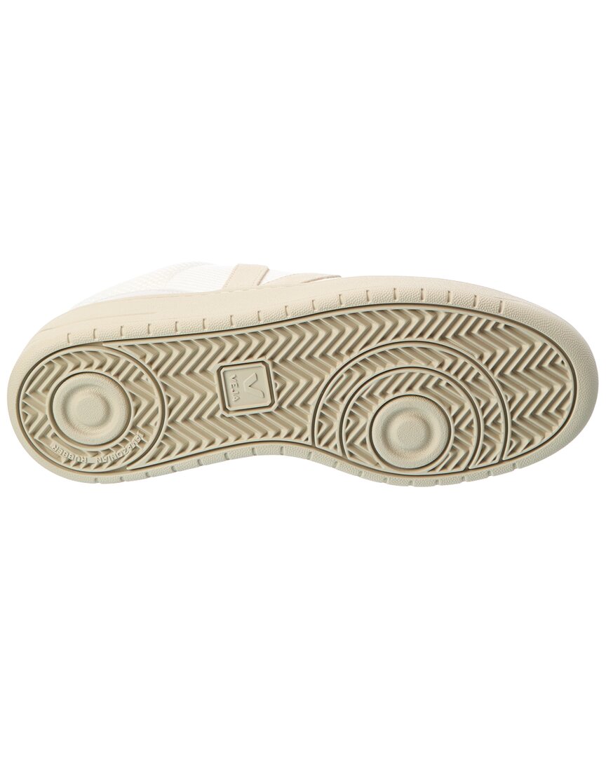 Veja V-90 Leather & Mesh Sneaker