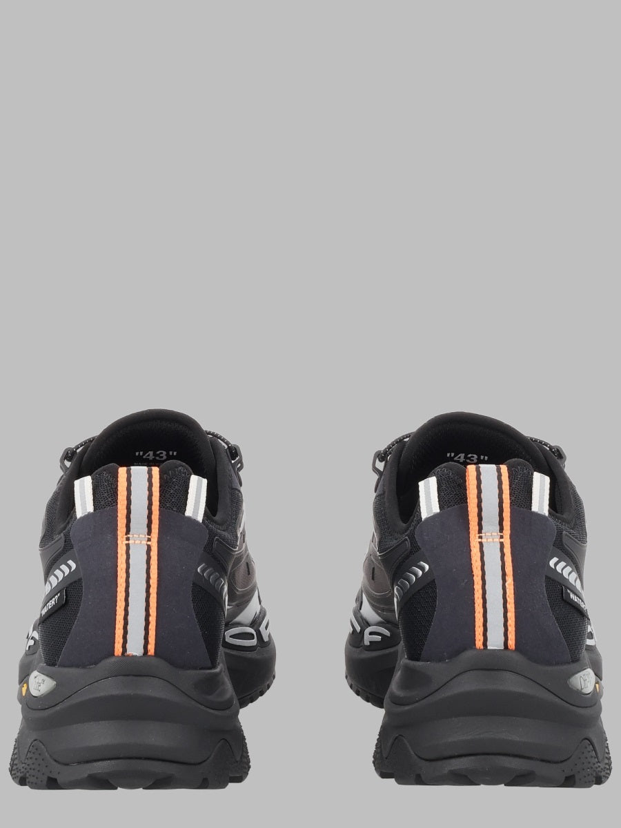 Off-White Men Sneaker "Be Right Back Trail"