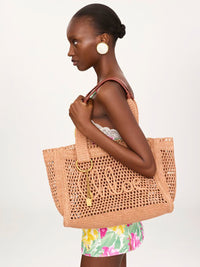 CHLOÉ Summer Banana East-West Tote Bag In Raffia Women