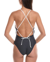 Onia Anya One-Piece