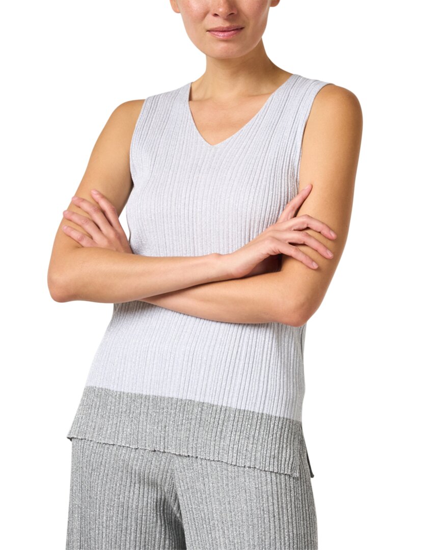 D.Exterior Grey Metallic Ribbed Tank