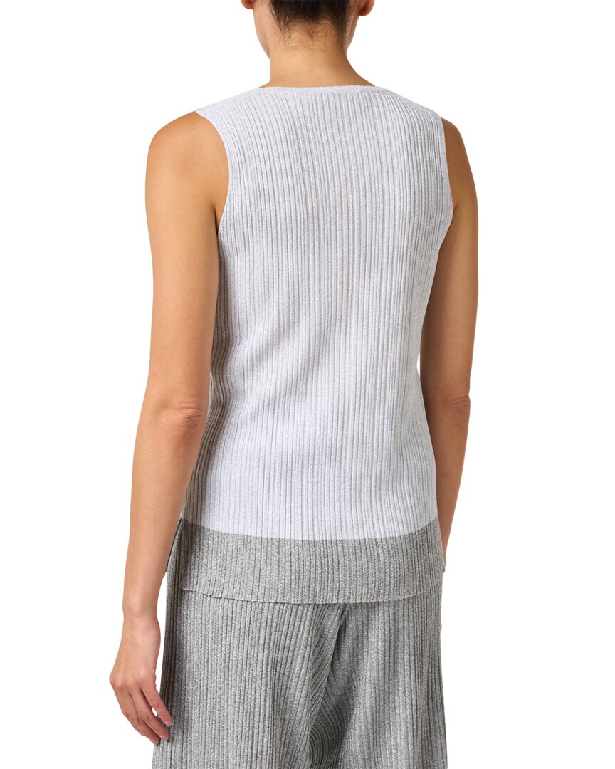 D.Exterior Grey Metallic Ribbed Tank