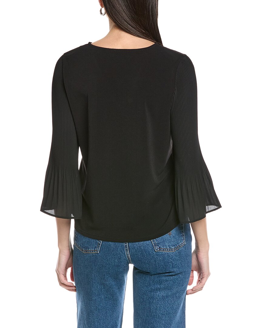 Cece V-Neck Knit Top