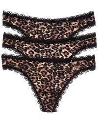 B.Temptd By Wacoal Future Foundation Thong