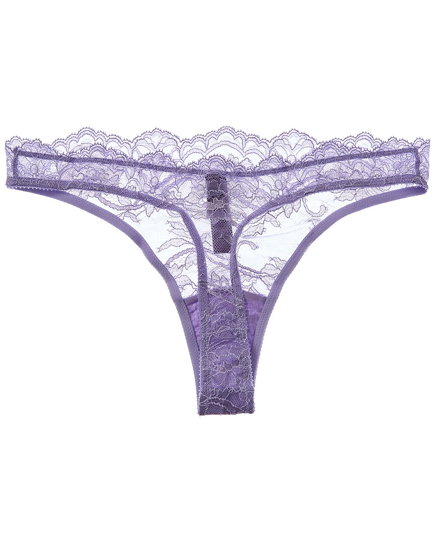 Journelle Anais Thong
