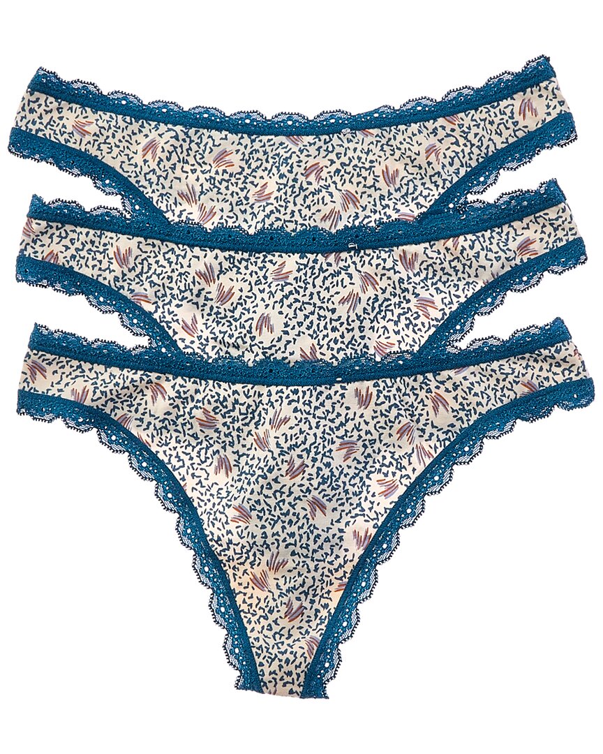 B.Temptd By Wacoal Future Foundation Thong