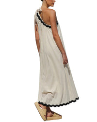 Oloey Dress